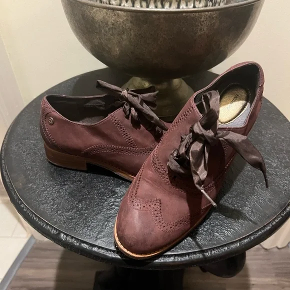 NWOT Sebago Women's Oxblood Oxford Shoes - Picture 2 of 3